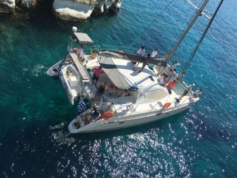 Milos and Poliegos Island Cruise with Lunch 1