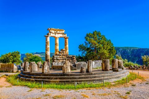 Two days tour to Meteora monasteries, from Athens 2