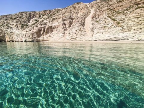 Milos and Polyaigos full day sailboat tour with lunch 1