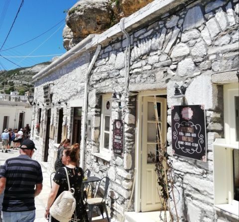Full day historical bus tour 3