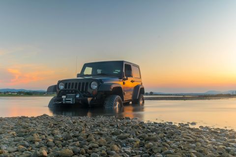 Jeep Holiday