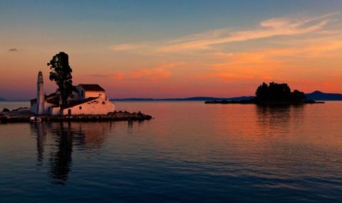 Private sunset cruise to Mouse Island 1
